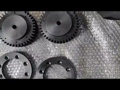 Schwarzgummi-Tankspuren für Roboter 48 mm X 10 mm X 84 Links Geräuscharm