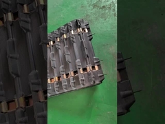 Schneemobil fahrung Gummibahn