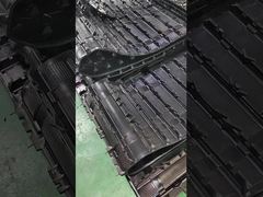 104,92 kg schwarze Schneemobil-Gummikette 320 * 72 * 43 mm für Gummikettensystem