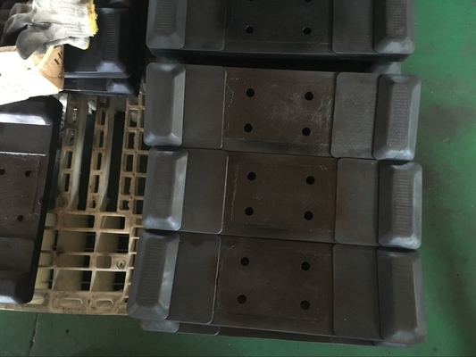 500 mm Breite 171 Pitch-Kette auf schwarzen Bagger Gummi und Stahl Gummi Pads