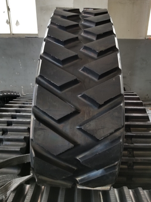 460 X 225 X 36 AP1055B Asphalt Paver Gummibahn mit guter Qualität und vernünftigem Preis