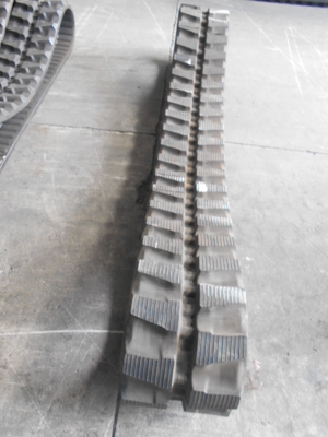 300x55x84 Bagger Gummibahn Länge 4620 mm