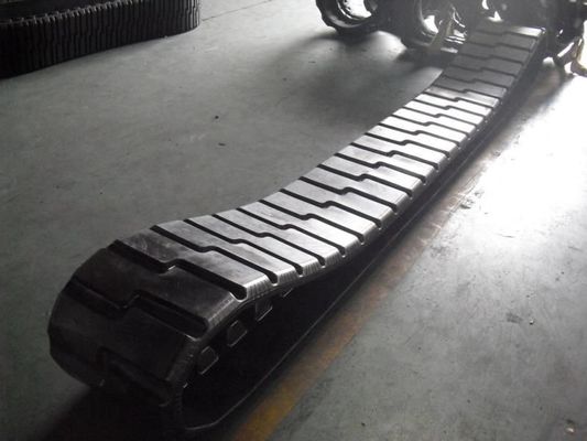 470x152.4x56 Glattes oder graviertes Muster PF6110 Gummibahnen Asphaltbelag mit 52 Verbindungen