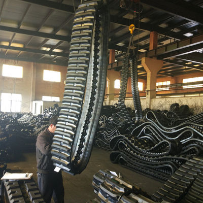 Rubberspur 230x72x46 für Baumaschinen