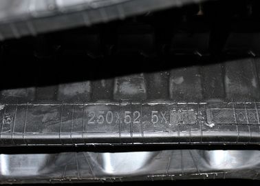 Weniger Erschütterungs-Bagger-Gummi spürt 250 * 52,5 Millimeter 78 Verbindungs-hohe Zugkraft-auf