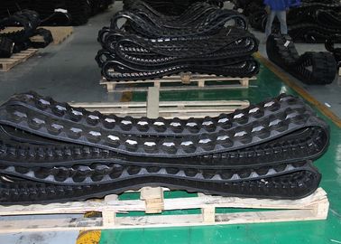Weniger Erschütterungs-Bagger-Gummi spürt 250 * 52,5 Millimeter 78 Verbindungs-hohe Zugkraft-auf