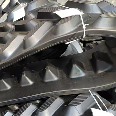 Hersteller Kautschukspuren 12&quot; 300 x 127 x 32 Neuer 3C878-49010 Traktor M8540