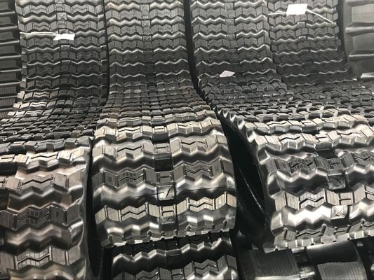 320x86x55/400x86x55/450x86x55 Zigzag-Muster Schlittschleifer Lader Gummibahn